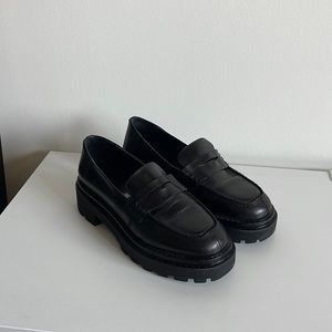 Black leather chunky loafer | L’intervalle